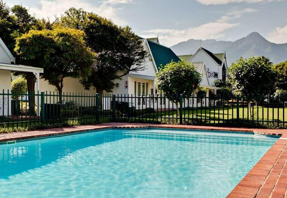 Protea Hotel By Marriott George King George Kültér fotó