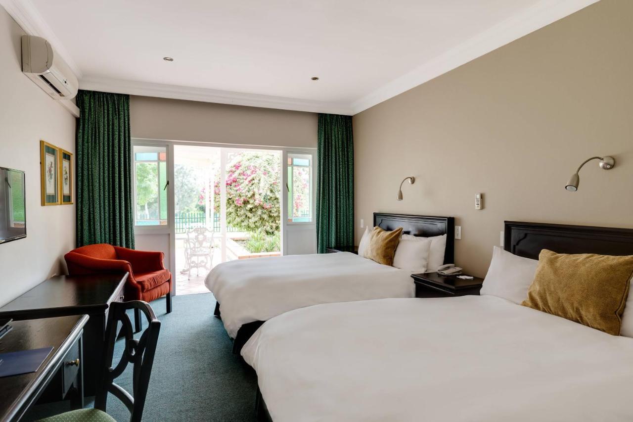 Protea Hotel By Marriott George King George Kültér fotó